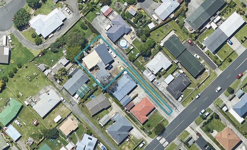 13 Watling Street, Gate Pa, Tauranga - Carousel 1