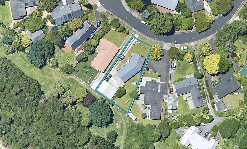 24 Awatea Terrace, Lynmore, Rotorua - Carousel 1