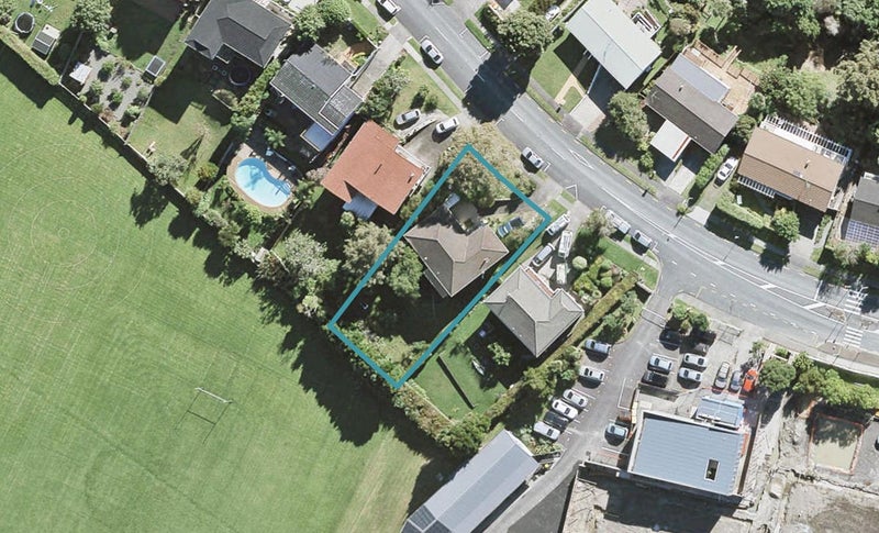 36 Sartors Avenue, Northcross, Auckland - Carousel 1