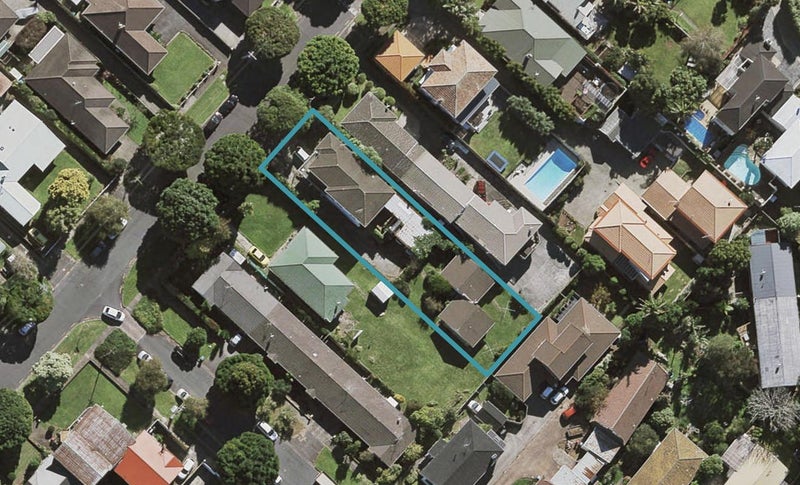 1/30 Matai Road, Greenlane, Auckland - Carousel 1