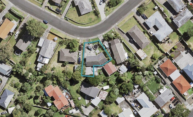 28 Coburg Street, Henderson, Auckland - Carousel 1