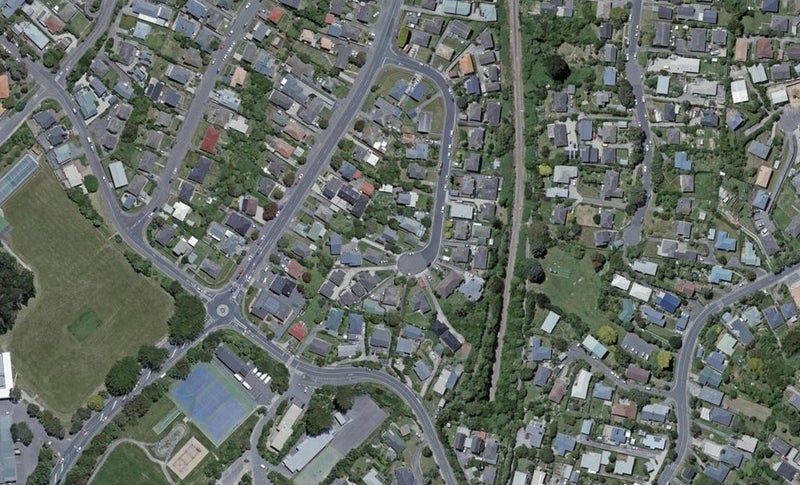 14 Stephen Street, Johnsonville, Wellington - Carousel 1