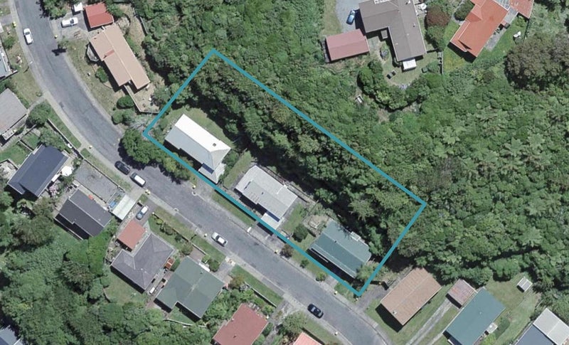 24 Fiona Grove, Karori, Wellington - Carousel 1
