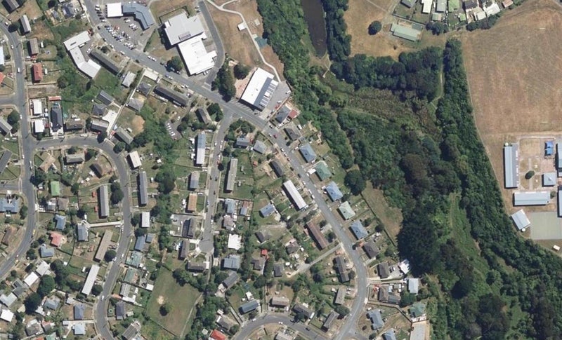 187 Bedford Street, Cannons Creek, Porirua - Carousel 1