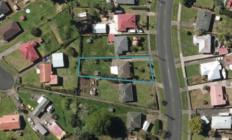 11 Holmes Avenue, Otangarei, Whangarei - Carousel 1
