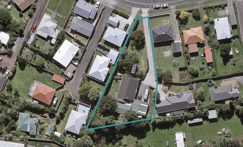 196 Ngamotu Road, Spotswood, New Plymouth - Carousel 1