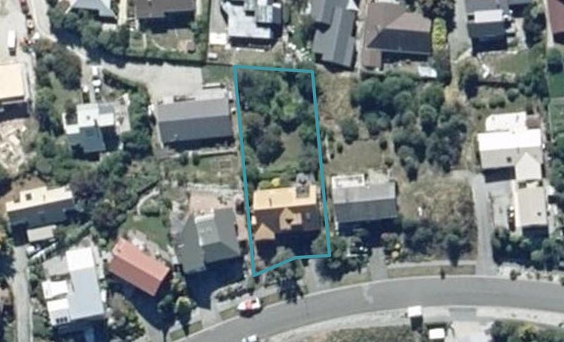 67 Cedar Drive, Kelvin Heights, Queenstown - Carousel 1