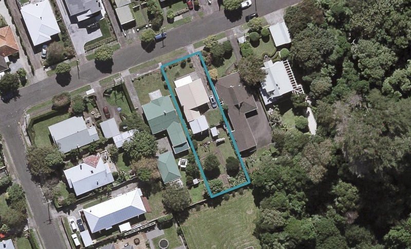 18 Timandra Street, Welbourn, New Plymouth - Carousel 1