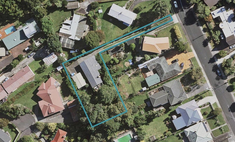 14 Scenic Drive, Hillpark, Auckland - Carousel 1