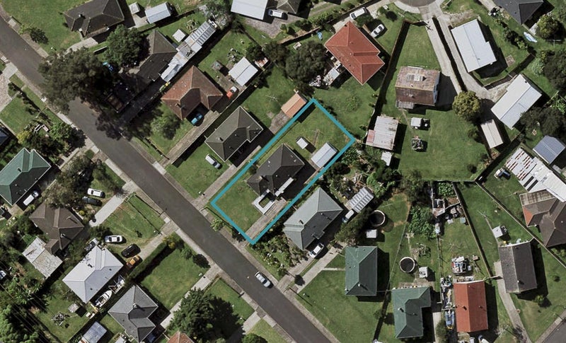 24 Cooper Crescent, Otara, Auckland - Carousel 1