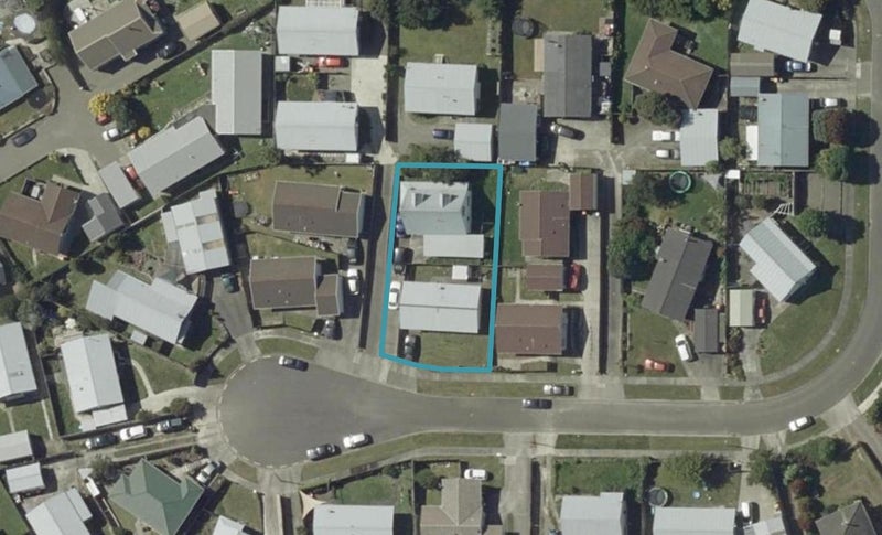 18 Tiller Close, Kelvin Grove, Palmerston North - Carousel 1