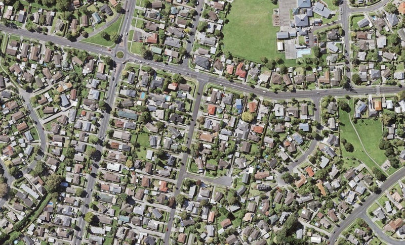 8A Minaret Drive, Bucklands Beach, Auckland - Carousel 1