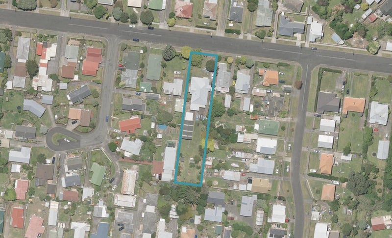 17 Bignell Street, Gonville, Whanganui - Carousel 1