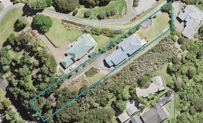 27 Puketaha Road, Swanson, Auckland - Carousel 1