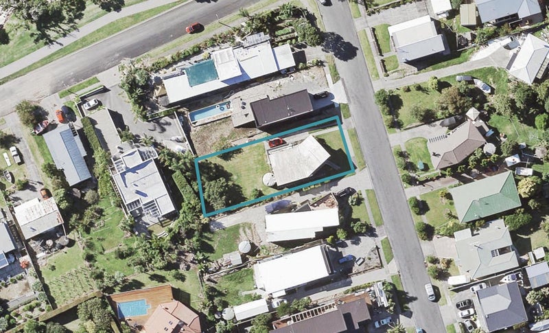 16 Alexander Avenue, Maraetai, Auckland - Carousel 1