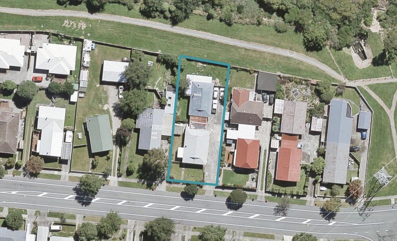 65B Gemstone Drive, Birchville, Upper Hutt - Carousel 1