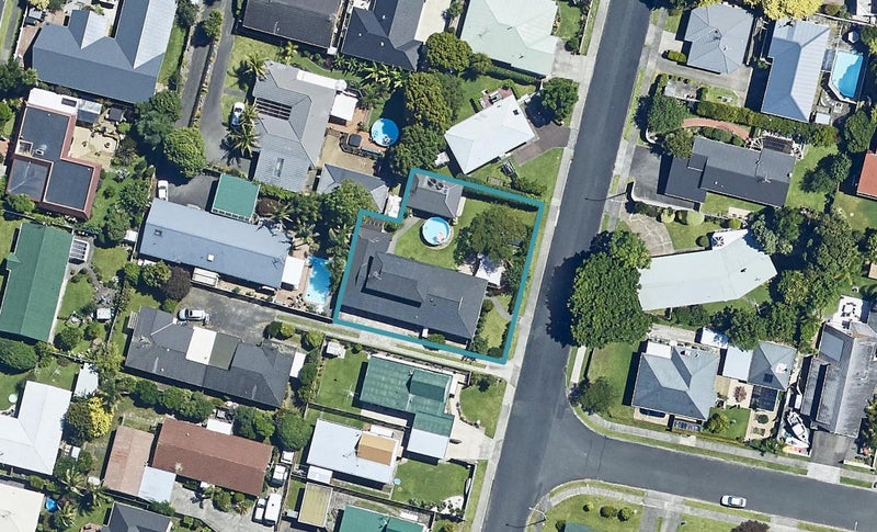 11 Meadowland Street, Matua, Tauranga - Carousel 1