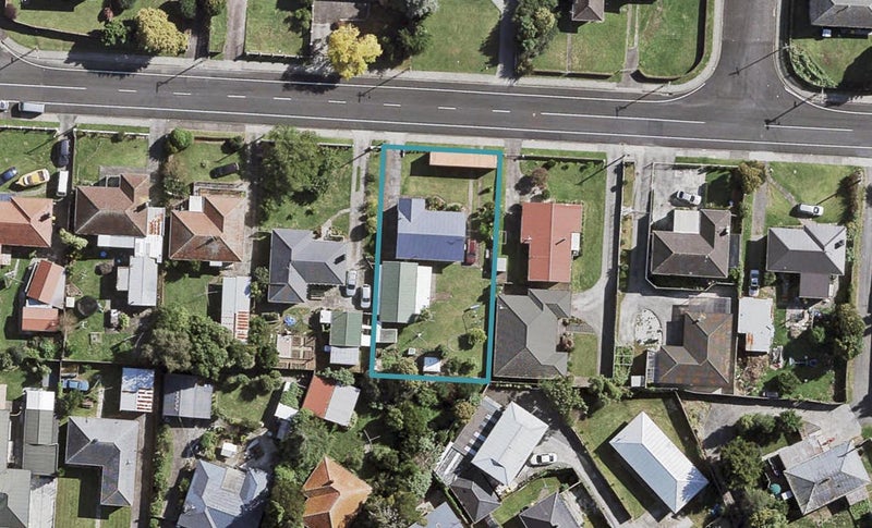 51 McAnnalley Street, Manurewa East, Auckland - Carousel 1