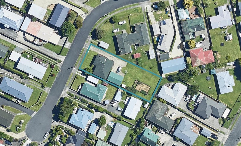 18 Linton Crescent, Matua, Tauranga - Carousel 1