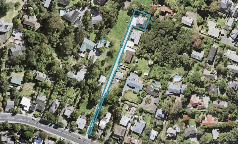 213C Golf Road, Titirangi, Auckland - Carousel 1