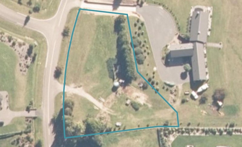 72 Loch Views Road, Taupo - Carousel 1