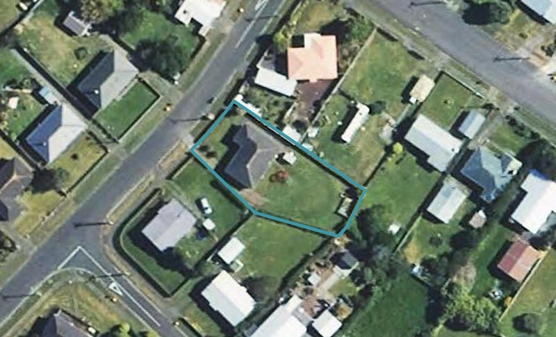 1 Mcguire Street, Hawera - Carousel 1