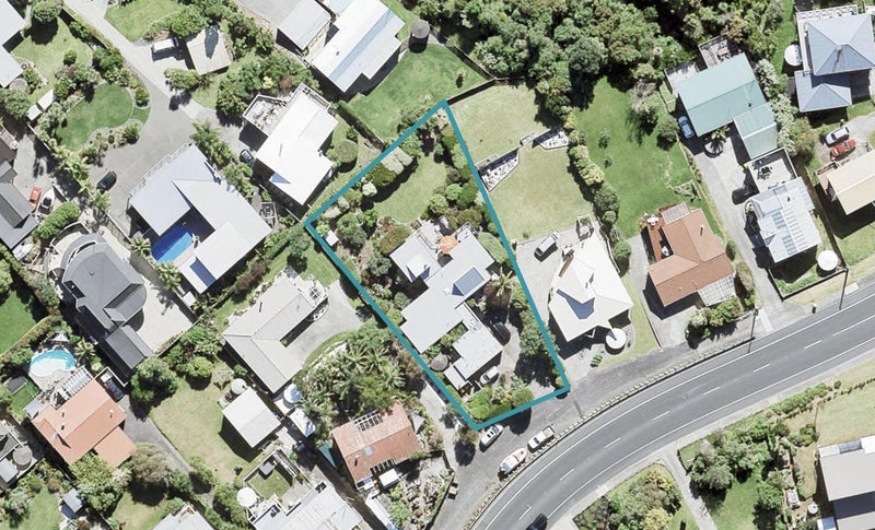 986 Whangaparaoa Road, Manly, Whangaparaoa - Carousel 1