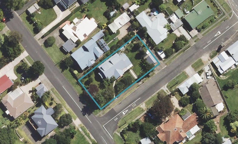 75 Stout Street, Whataupoko, Gisborne - Carousel 1