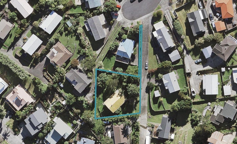 11 Gillan Place, Bayview, Auckland - Carousel 1