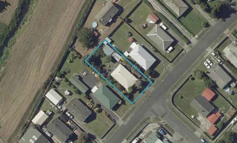 9 Coventry Street, Highbury, Palmerston North - Carousel 1