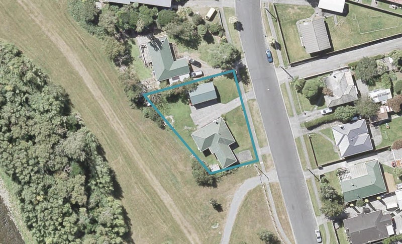 30 Wood Street, Wainuiomata, Lower Hutt - Carousel 1