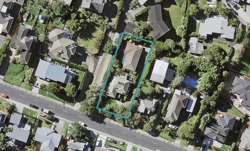 1/20 Beach Road, Mellons Bay, Auckland - Carousel 1