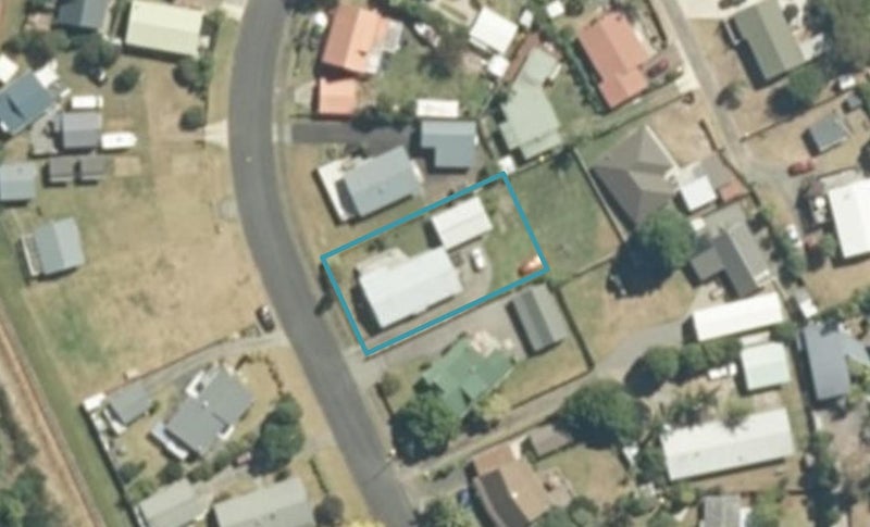 121 Mckellar Place, Whangamatā - Carousel 1