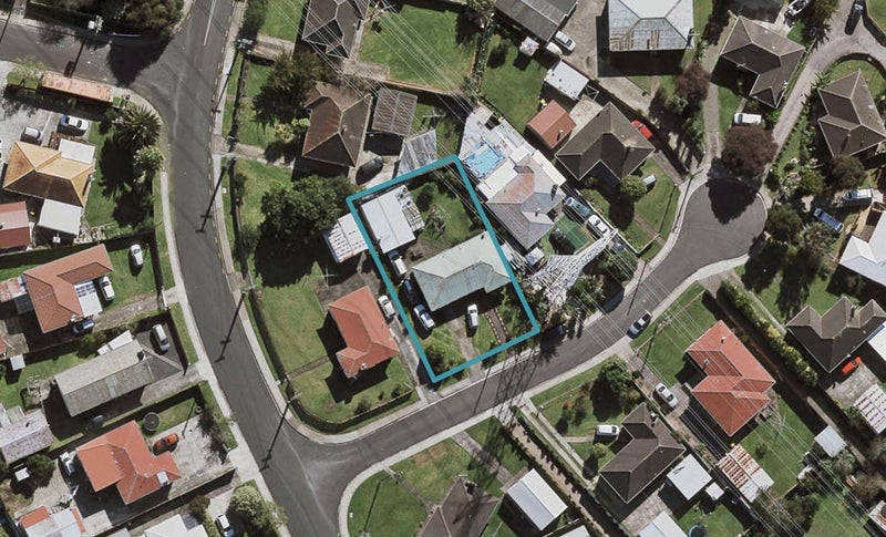4 Leslie Place, Otara, Auckland - Carousel 1