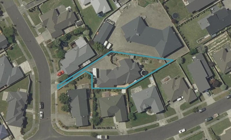 4 Sorrento Place, Kelvin Grove, Palmerston North - Carousel 1