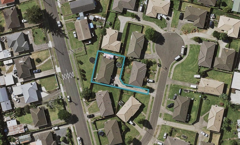 6 Antych Place, Otara, Auckland - Carousel 1