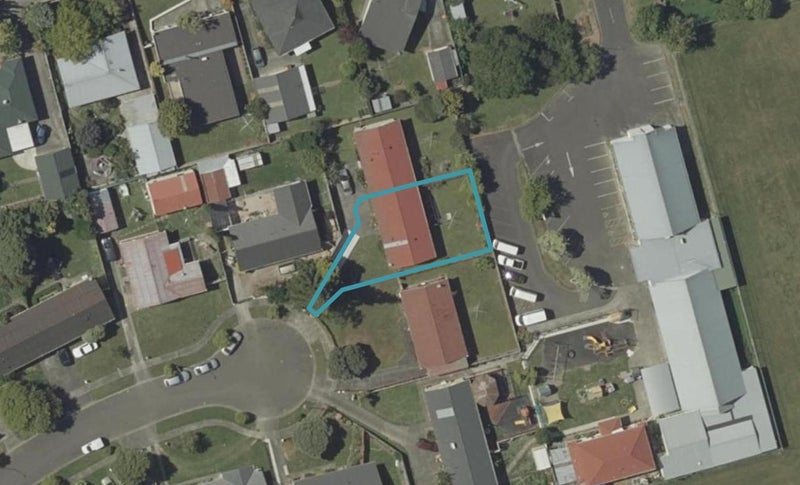 13 Waihi Place, Westbrook, Palmerston North - Carousel 1