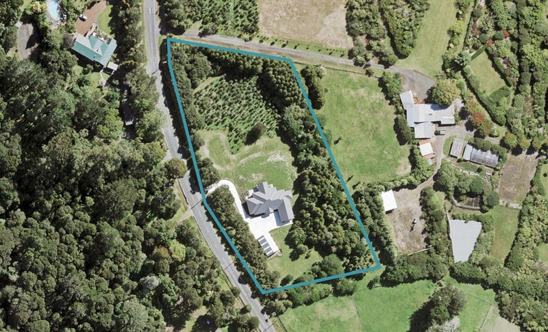 50 Carter Road, Oratia, Auckland - Carousel 1