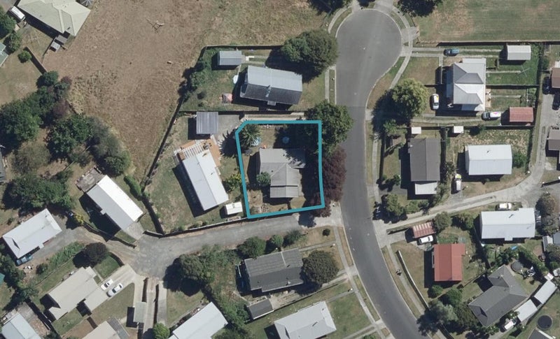 17 Aileen Place, Nawton, Hamilton - Carousel 1