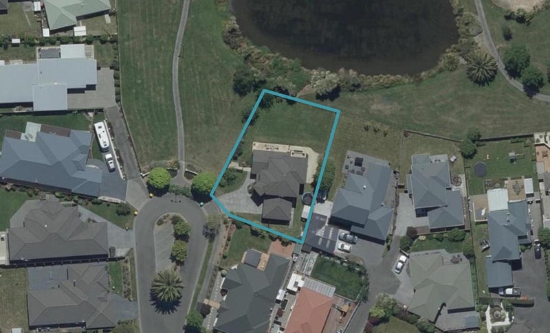 24 Laguna Gardens, Shirley, Christchurch - Carousel 1