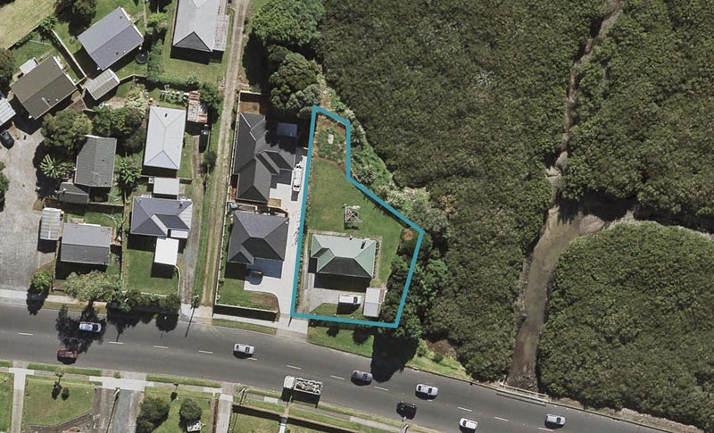 176 Favona Road, Favona, Auckland - Carousel 1