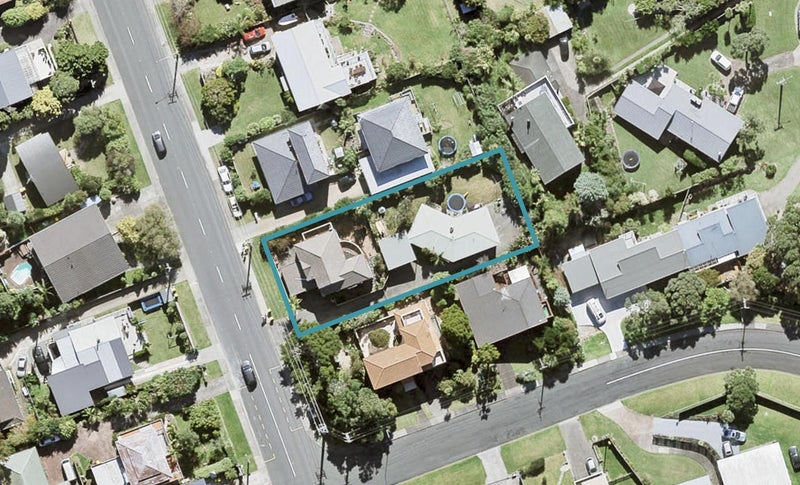 1/991 Beach Road, Torbay, Auckland - Carousel 1