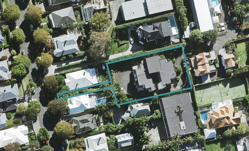10/24A Hamilton Road, Herne Bay, Auckland - Carousel 1