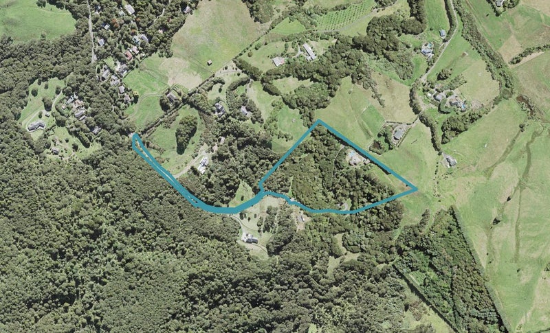 98 Grassmere Road, Henderson Valley, Auckland - Carousel 1