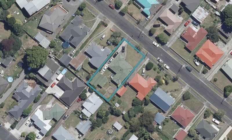 22 Liston Crescent, Hillcrest, Hamilton - Carousel 1