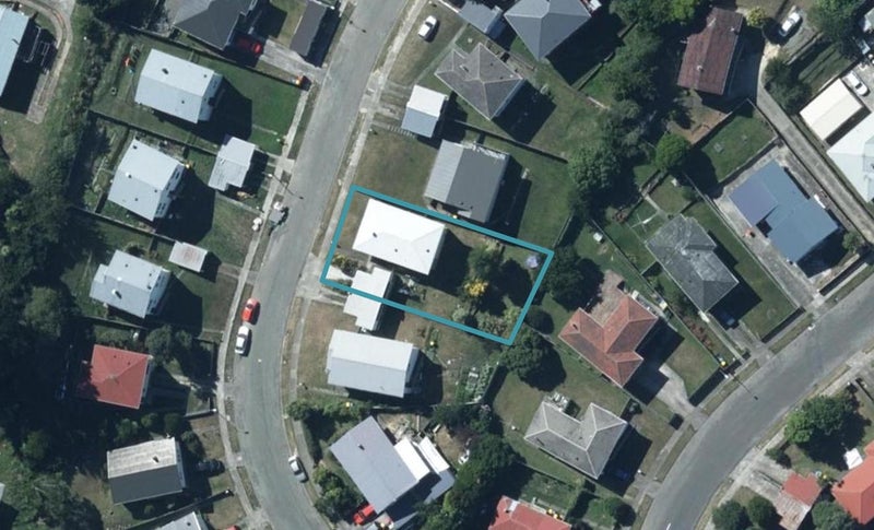 8 Excellency Terrace, Ascot Park, Porirua - Carousel 1
