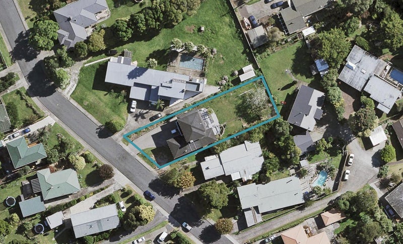 12 Hillcrest Grove, Hillpark, Auckland - Carousel 1