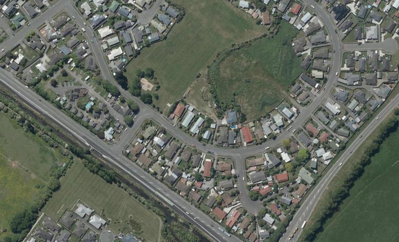 2/86 Bayswater Crescent, Bromley, Christchurch - Carousel 1
