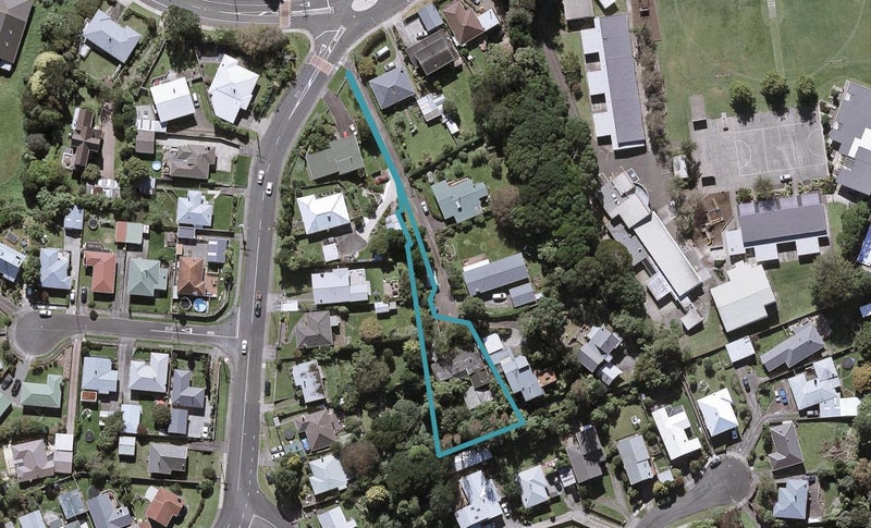 241E Frankley Road, Frankleigh Park, New Plymouth - Carousel 1