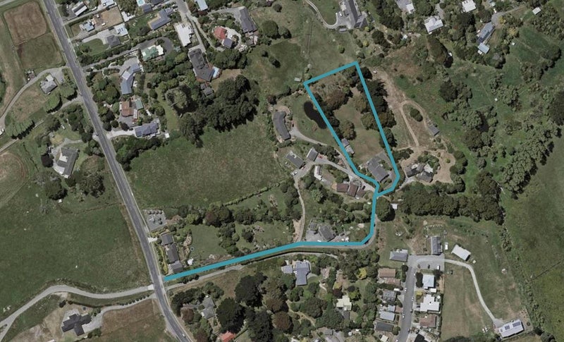 35 Otaihanga Road, Otaihanga, Paraparaumu - Carousel 1